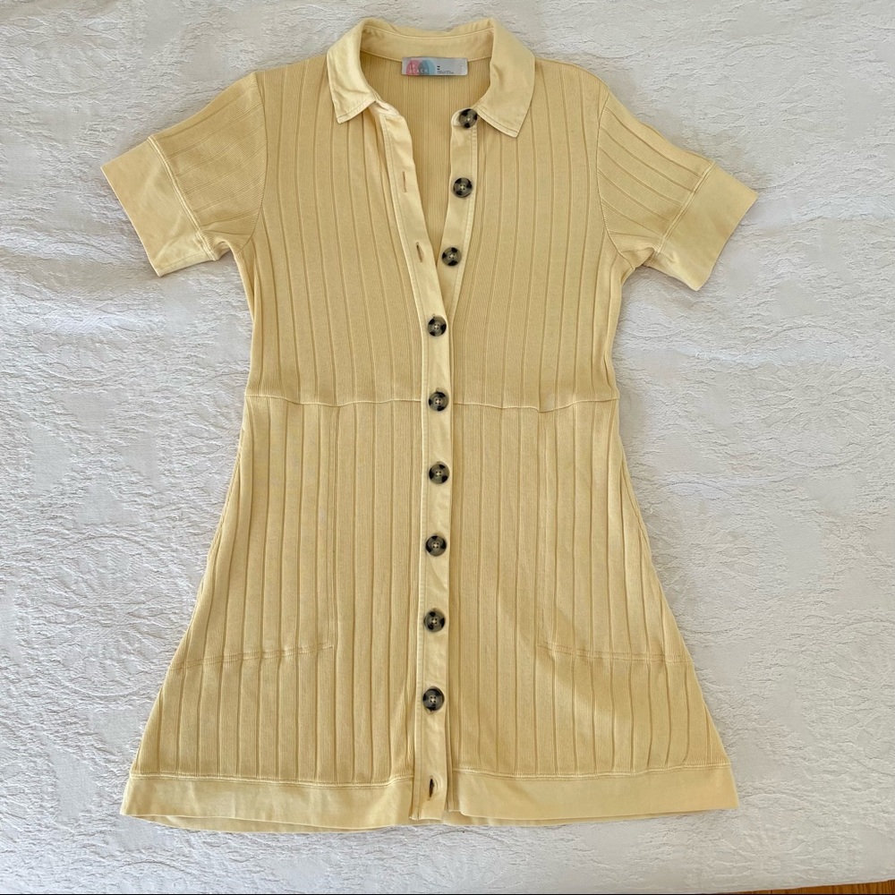 Free People yellow cotton mini dress with pockets button down - Size Medium